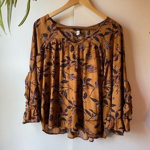 Beautiful Flowy Supplies 3/4 Sleeve Leaves Medium